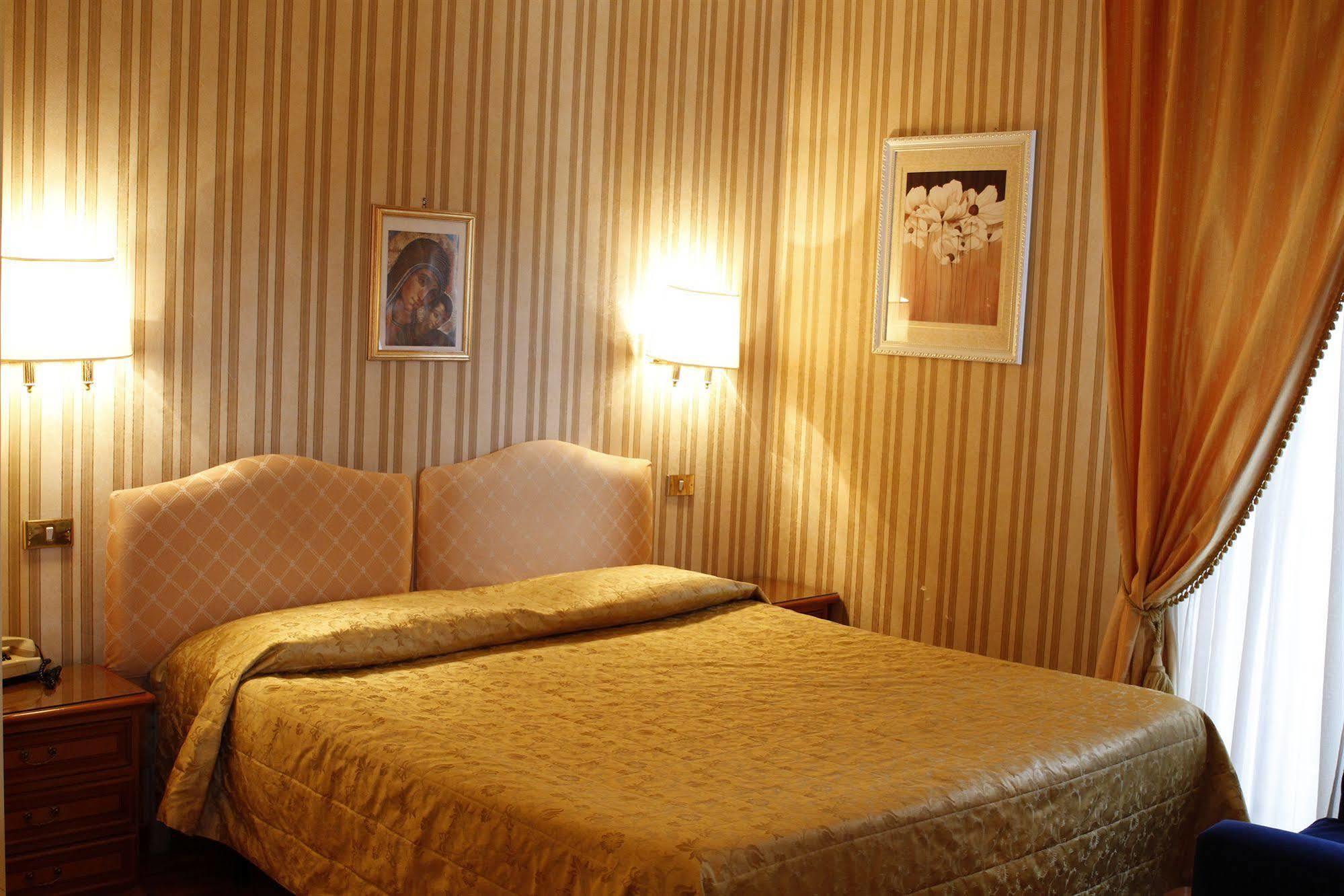 Hotel Viminale Roma Exterior foto